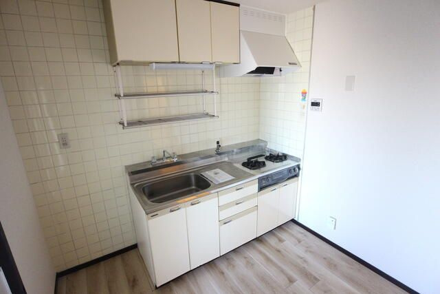 小平市小川東町５丁目の中古マンションのキッチン