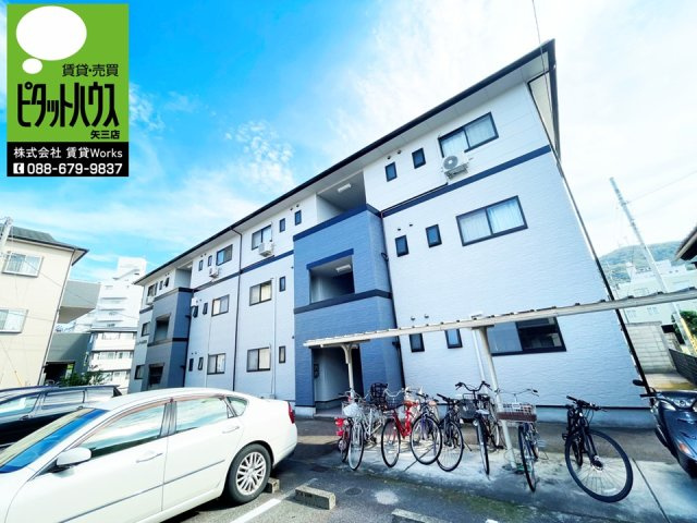 フォブール佐古　A棟