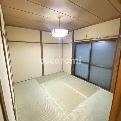 田井町貸家の和室