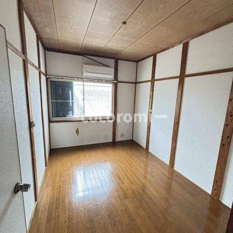 南中振貸家の内装