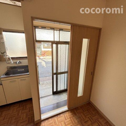 黒原新町テラスの玄関