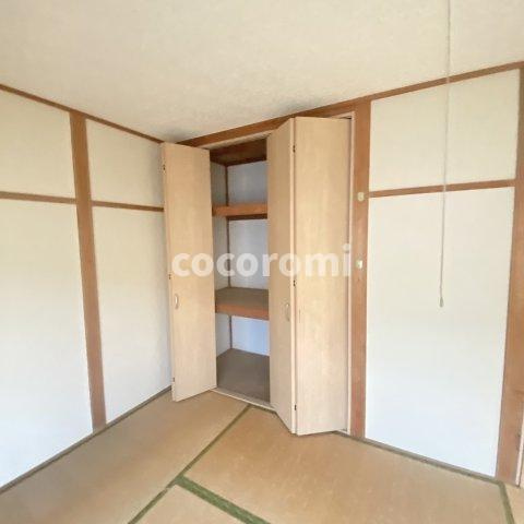 印田町貸家の寝室