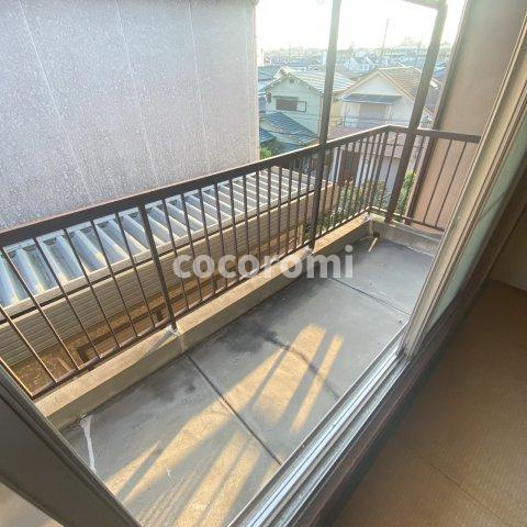 印田町貸家のバルコニー