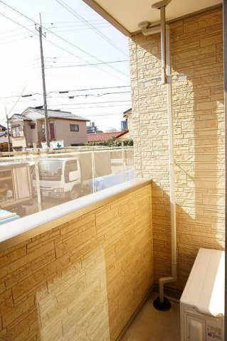 フェリースⅣのバルコニー|外からの目が気にならないバルコニーで洗濯物が干せます