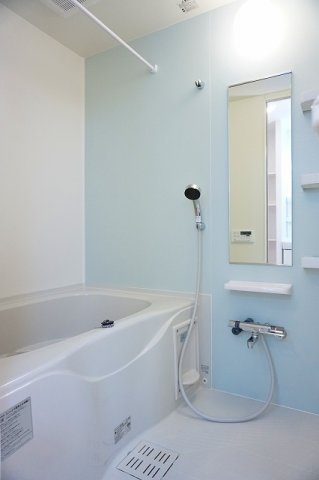 フェリースⅣの浴室|日々の疲れを癒すお風呂付です