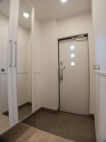 アネックスの玄関|毎日通る玄関はこちらです