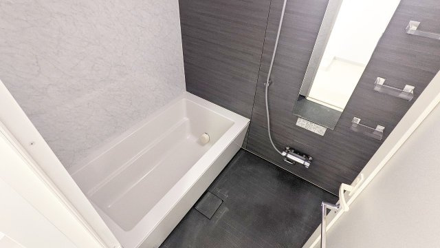 メイプルコート宝塚の浴室