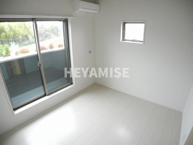 ヴィオラ青葉台の居間・リビング