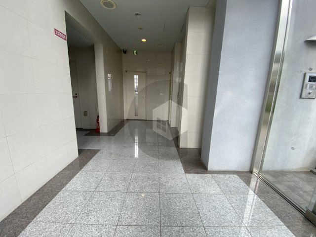 Art Pension高井田のロビー