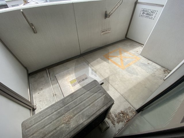 Art Pension高井田のバルコニー