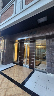 【エントランス】 | Luxe東灘