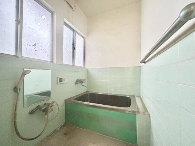 品川区旗の台5丁目　中古戸建の浴室|2025.10.24撮影

現地ご見学希望・資料請求などお気軽にお問い合わせ下さい！
03-5990-5201