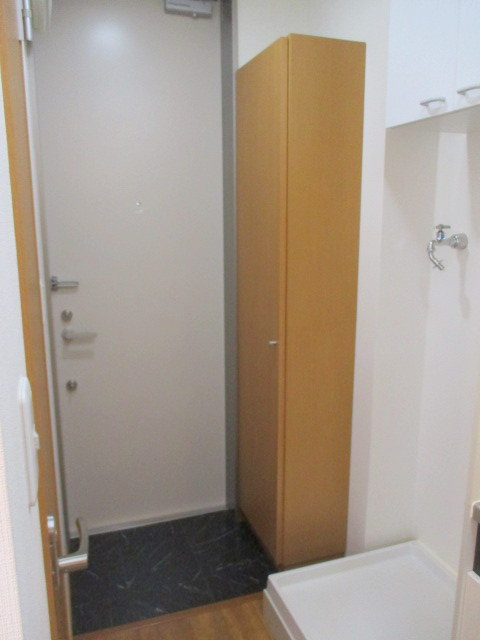 サン千歳の玄関