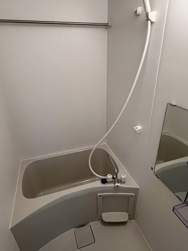 メゾンド・アヴェニール亀有の浴室