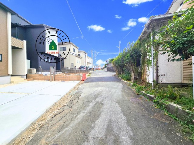 熊本市東区山ノ内3丁目第1-2棟(1号棟)の前面道路含む現地写真|見学の時間などお気軽にお問い合わせ下さい。