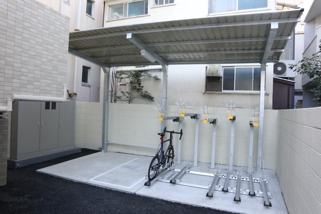 ネオコート早稲田の駐車場