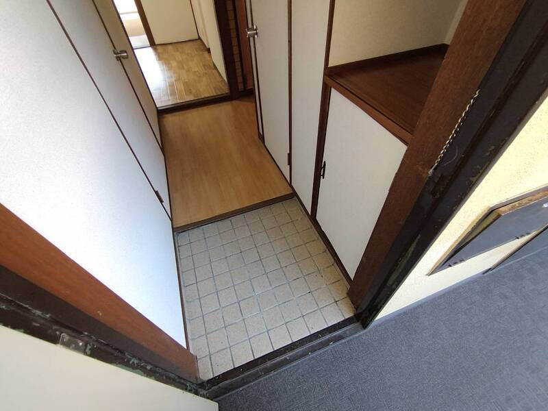 多聞ニューハイツの玄関