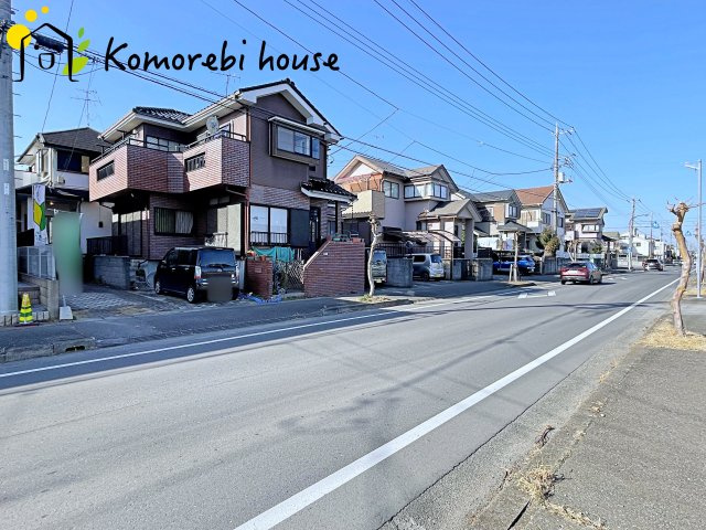 上尾市中妻5丁目　中古一戸建ての前面道路含む現地写真|前面道路含む現地写真です