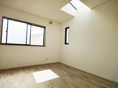 守口市東光町2丁目　戸建の洋室