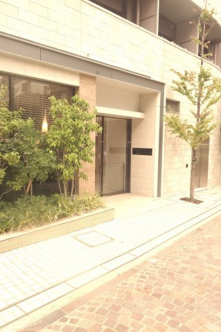 ザ・パークハウス赤羽フロントのエントランス