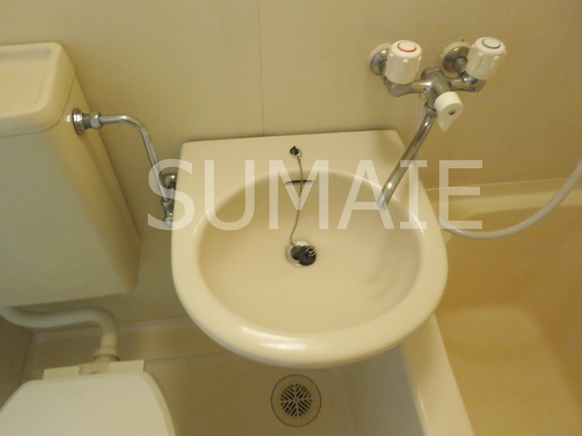 サンコーポラス坂本の浴室|洗面ボウル。