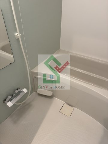 デュラカーサコブシ2の浴室