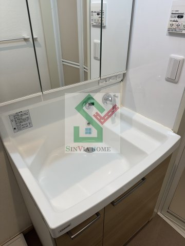 デュラカーサコブシ2の独立洗面台