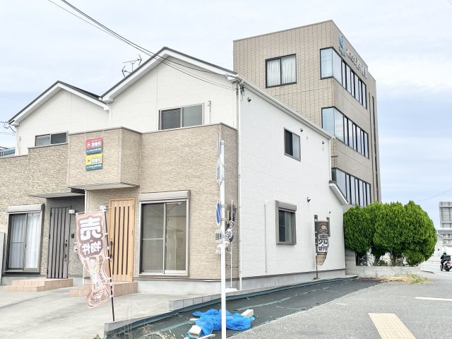 寝屋川市楠根南町　中古一戸建て