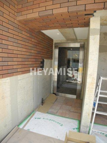 ヴィオラ寄合町のエントランス