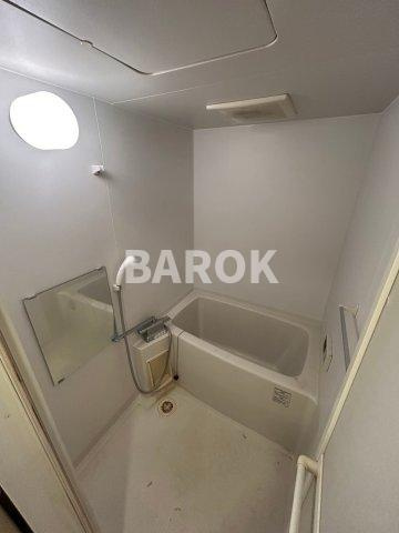 リファレンス箱崎の浴室