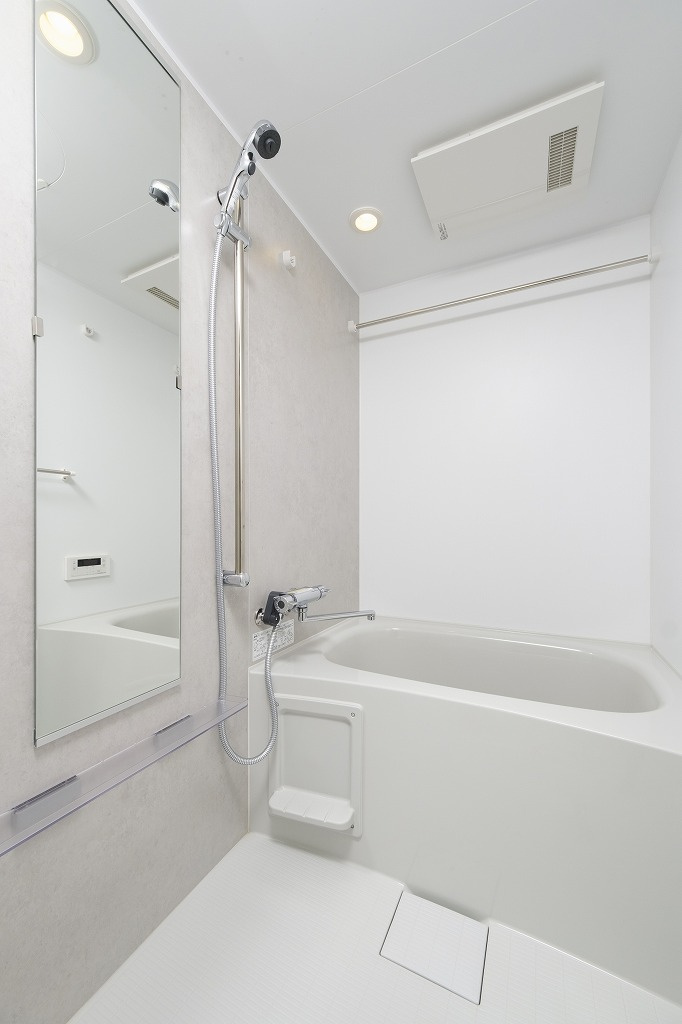 エンクレスト博多駅南FITの浴室|落ち着いた空間のお風呂です