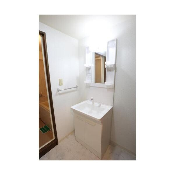 カーサ・ソレアードの洗面所