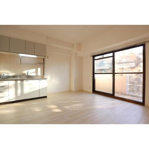 カーサ・ソレアードの居間・リビング