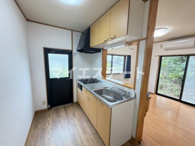 【居間・リビング】 | フローラルハイツ上野