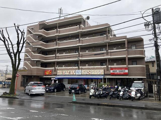 稲城市平尾２丁目の賃貸マンション