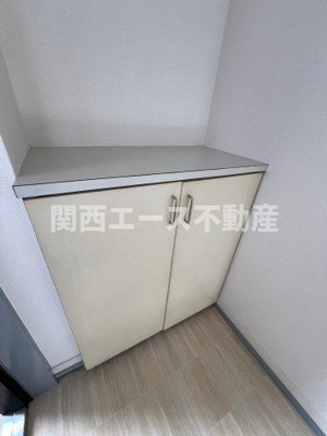 【玄関】 | サンコートキタイ