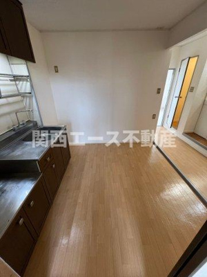 【居間・リビング】 | サンコートキタイ