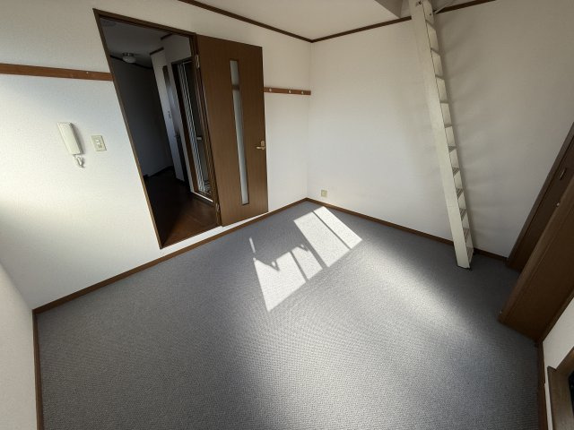 郷原マンションの居間・リビング