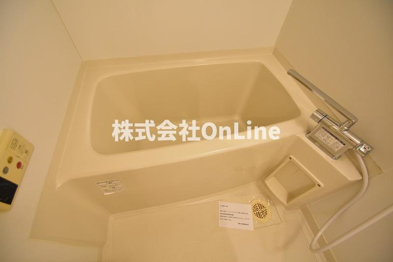 セレッソコート上本町EASTの浴室