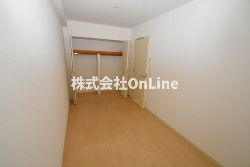 セレッソコート上本町EASTの洋室