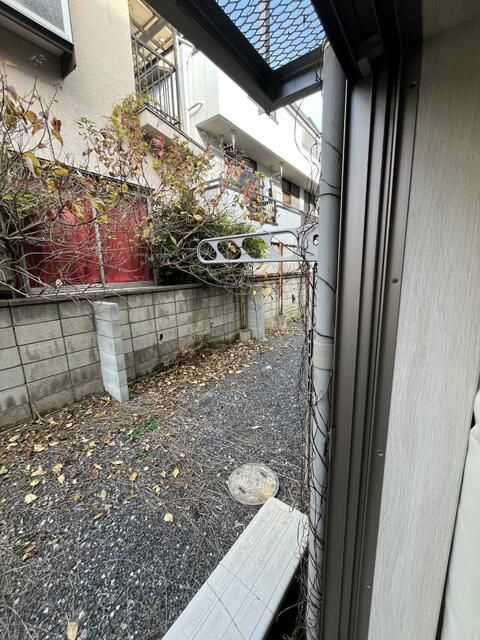 B'2nd蕨のバルコニー