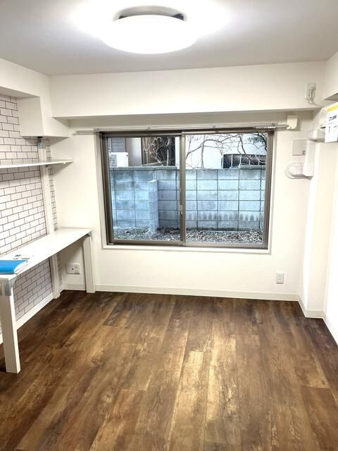 B'2nd蕨の居間・リビング