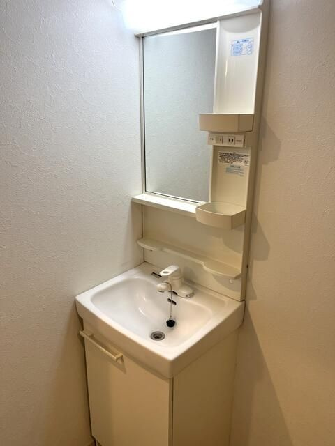 B'2nd蕨の洗面所