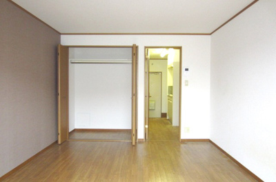 【寝室】 | フローレスハタ