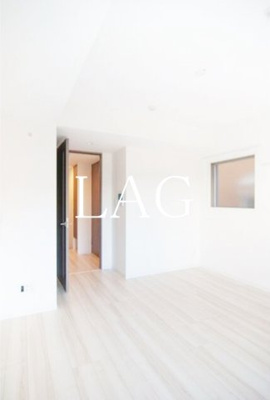 【居間・リビング】 | ルシェロ平井 | 洋室のお部屋です。