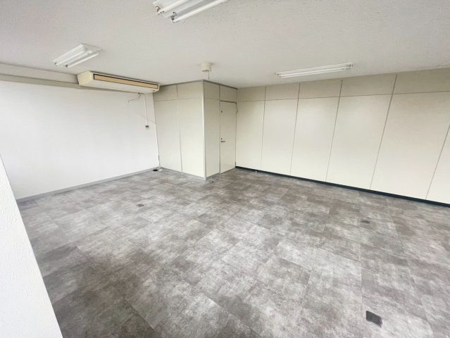 大脇ビルの内装