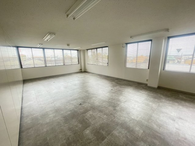 大脇ビルの内装