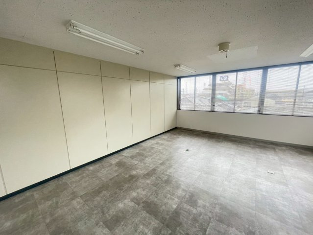 大脇ビルの内装