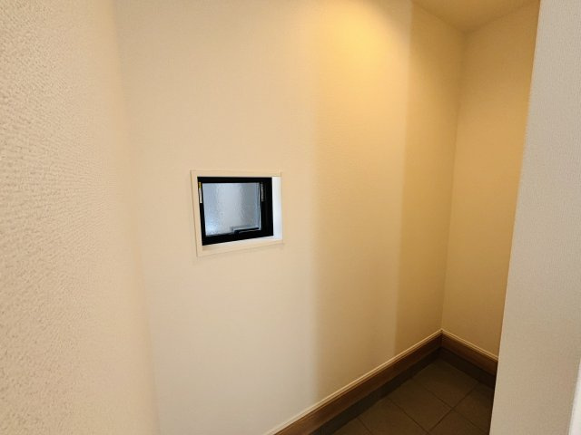 GRAFARE瀬戸市品野町5期｜名古屋市の戸建ならホームアップの収納|ベビーカーなども置けるシューズインクローゼット