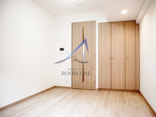 ルーブル目黒不動前の居間・リビング|洋室のお部屋です。